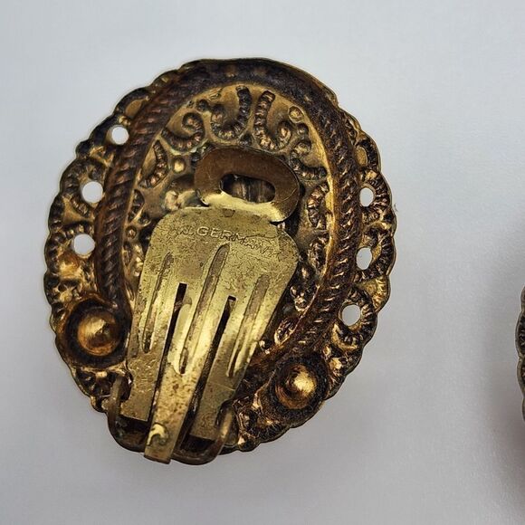 Vintage West Germany Gold Tone Brown Porphyry Glass & Rhinestone Clip-On Earring - Picture 5 of 5